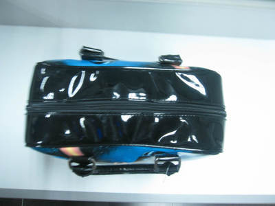 【專業(yè)開(kāi)發(fā)生產(chǎn)旅行袋,戶外包及各類手袋,箱包產(chǎn)品。】?jī)r(jià)格,廠家,圖片,牛津布袋,東莞市企石華駿手袋加工廠-