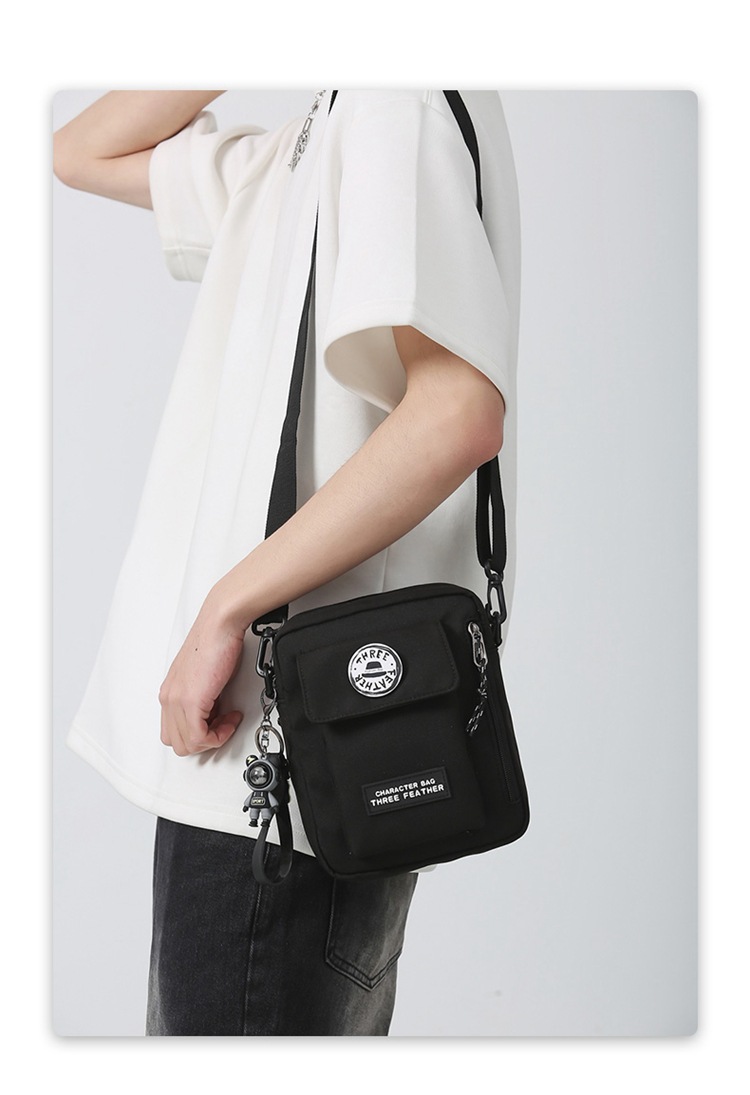 潮酷港風休閑男運動手機小包2023新款唐妮兒學生女機車單肩斜挎包